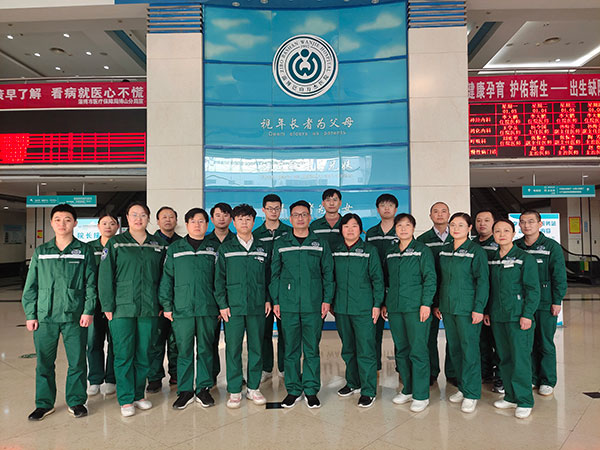 急诊科合影.jpg