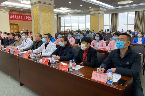 淄博岜山万杰医院护理部举行“2021年度护士长述职暨护士长竞聘会议”